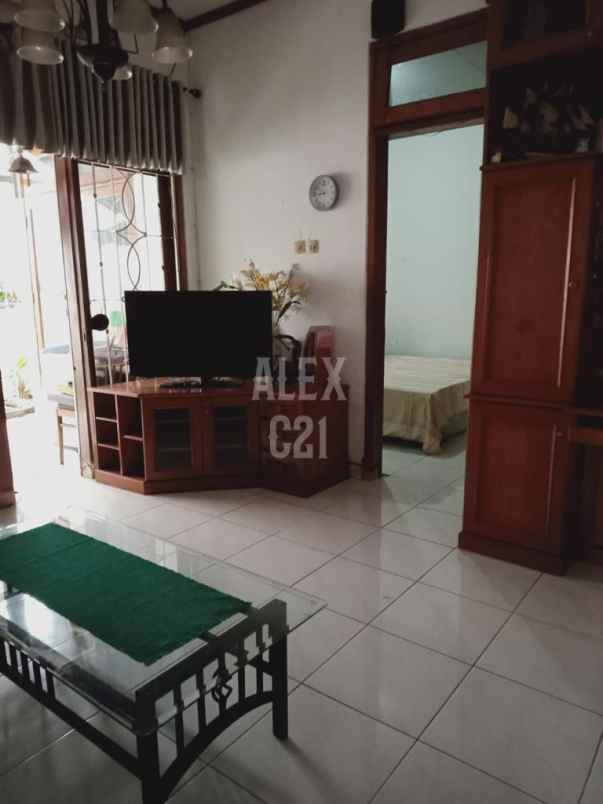 dijual rumah cipulir