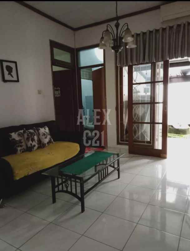 dijual rumah cipulir