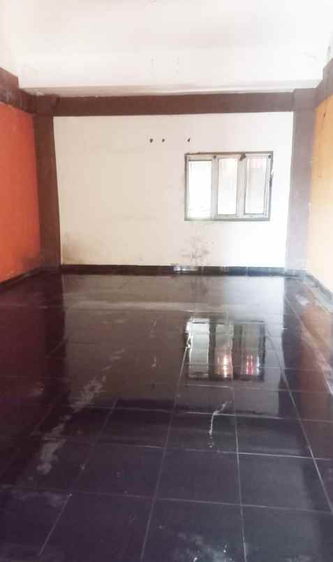 dijual rumah ciputat