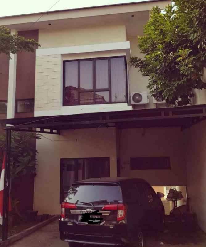 dijual rumah cireundeu ciputat timur