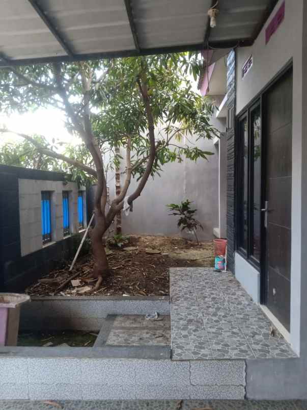 dijual rumah cisaranten kulon