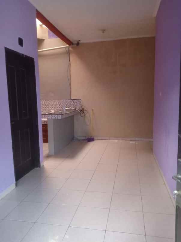 dijual rumah cisaranten kulon