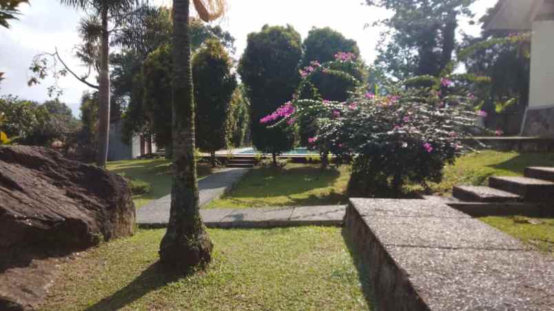 dijual rumah cisarua