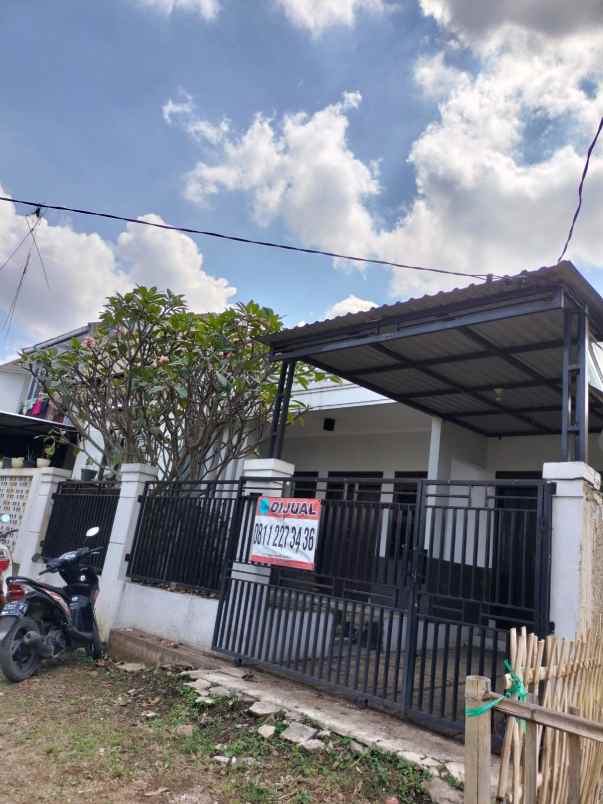 dijual rumah cisasawi cihanjuang