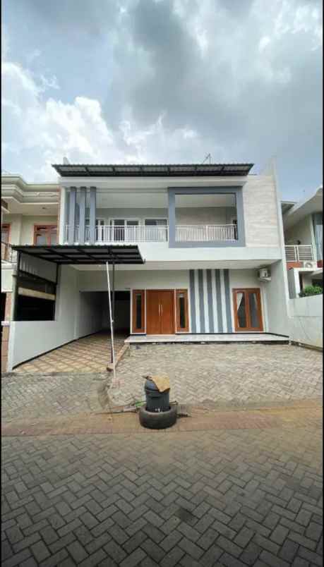 dijual rumah citraland