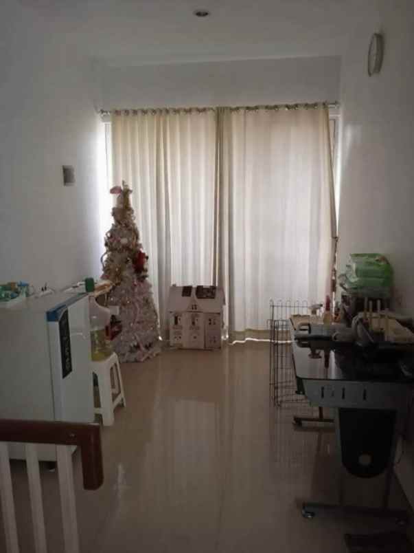 dijual rumah citraland