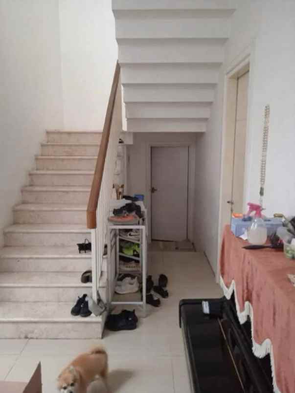 dijual rumah citraland