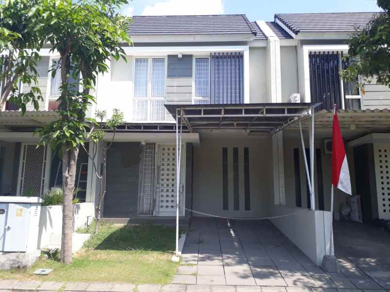 dijual rumah citraland greenlake siap huni