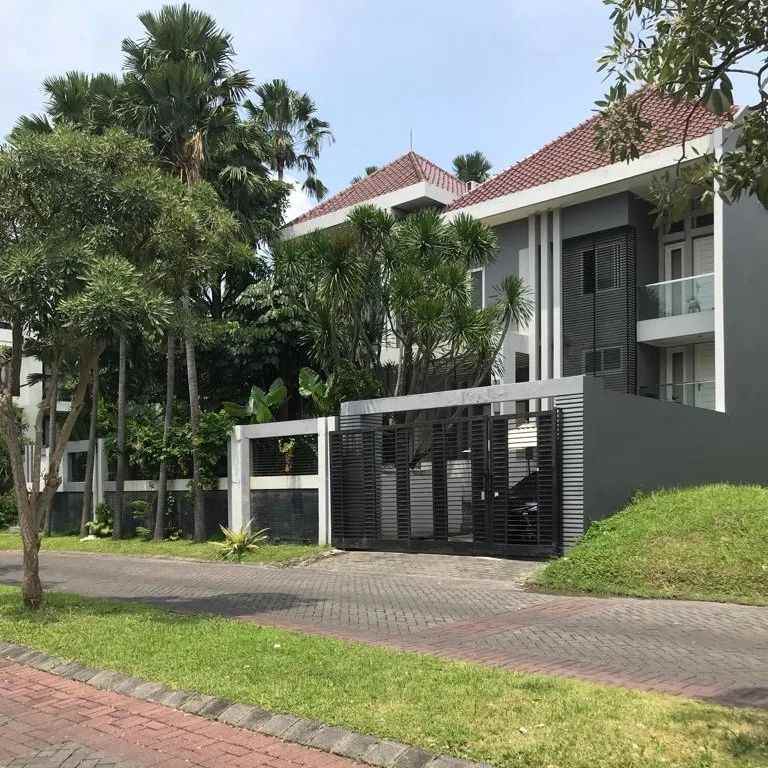 dijual rumah citraland international