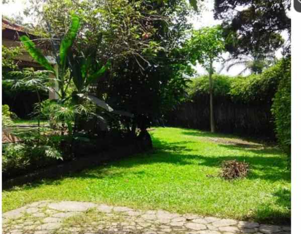 dijual rumah ciumbeluit