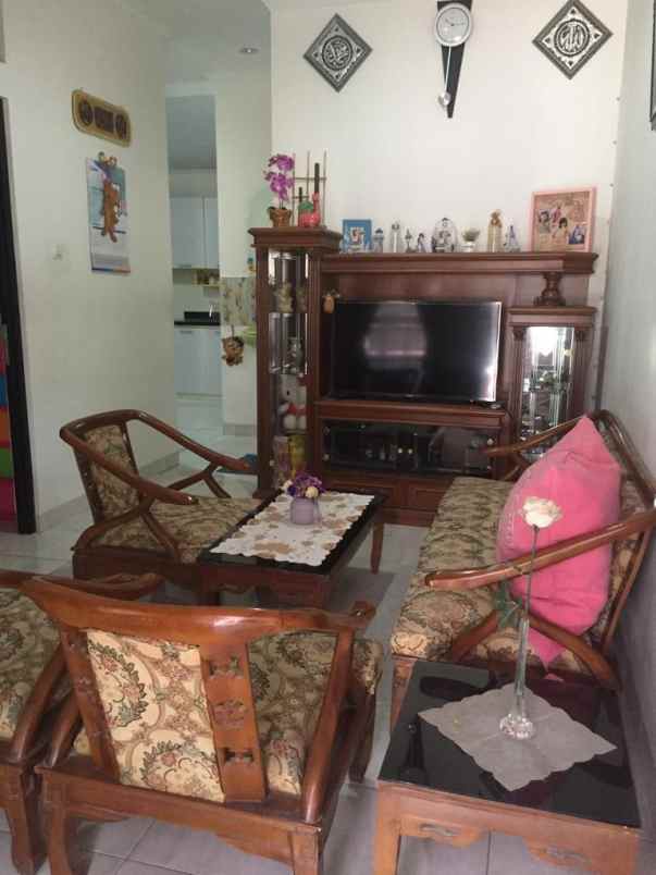 dijual rumah cluster bumi asri