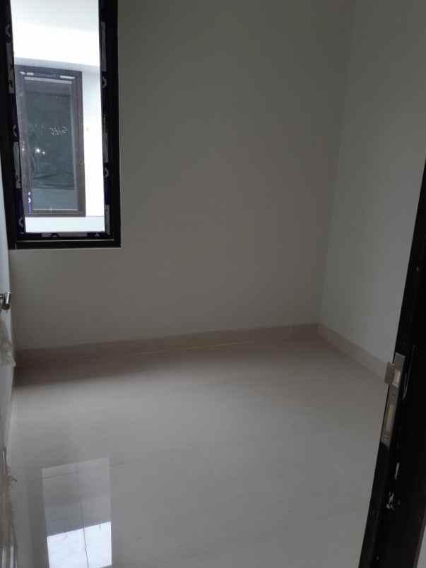 dijual rumah cluster deokwood jl