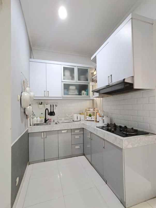 dijual rumah cluster di cinere kota depok jawa barat