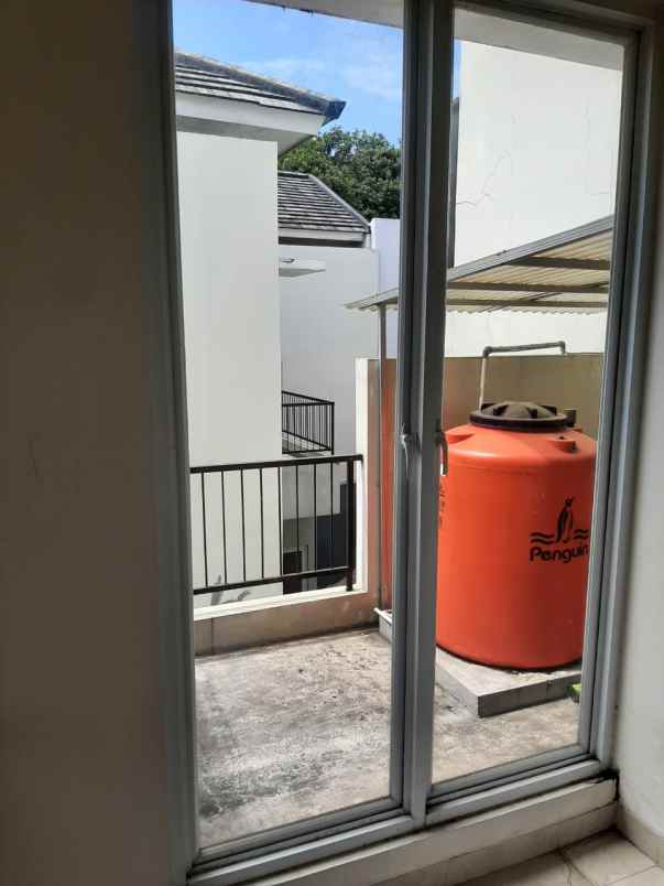 dijual rumah cluster jl pulo