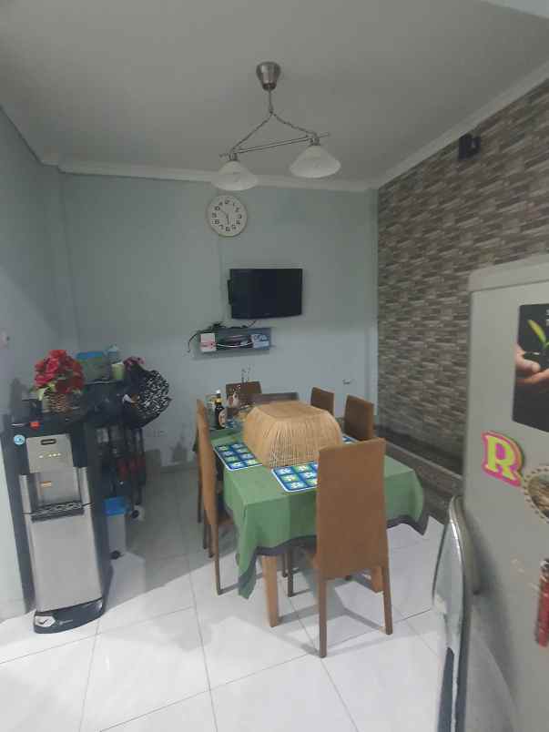 dijual rumah cluster le jardin lippo