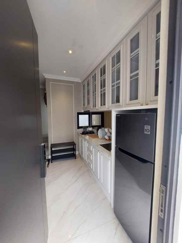 dijual rumah cluster maison de wisteria