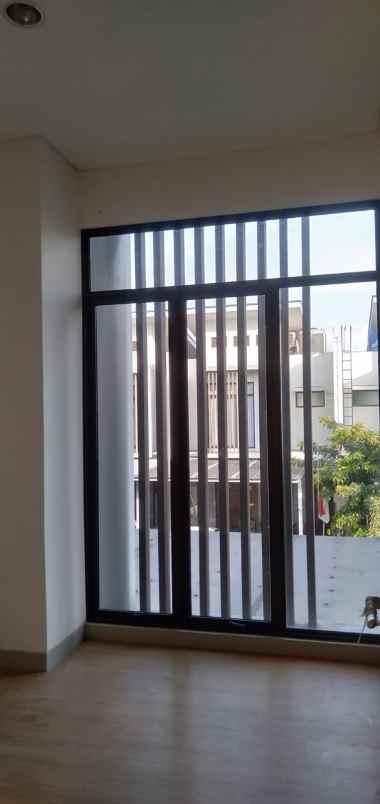 dijual rumah cluster shinano jgc