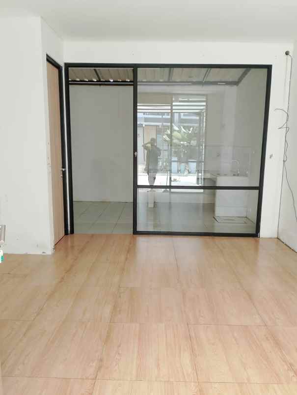 dijual rumah cluster travertine lippo