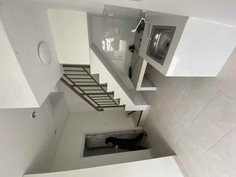 dijual rumah cluster virginia village