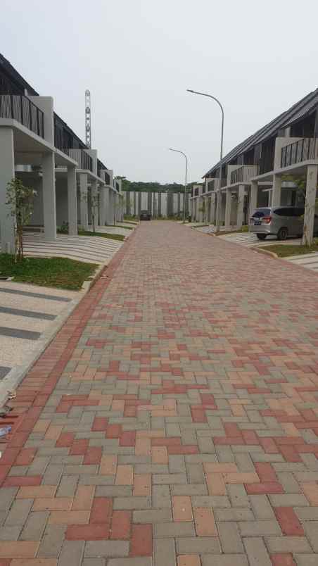 dijual rumah cluster westeria