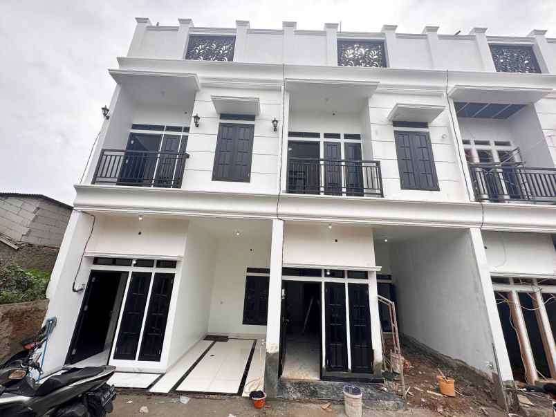 dijual rumah condet kramat jati jakarta