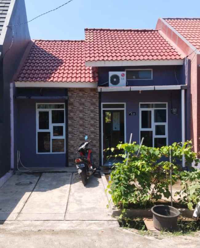 dijual rumah curug bojongsari depok