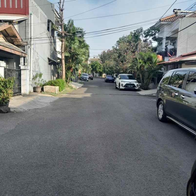 dijual rumah curug pondok kelapa duren