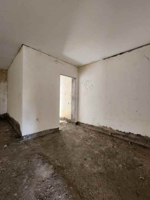 dijual rumah darmo sentosa raya jajar