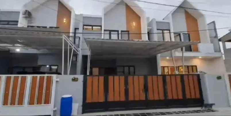 dijual rumah dekat pasar pondok gede