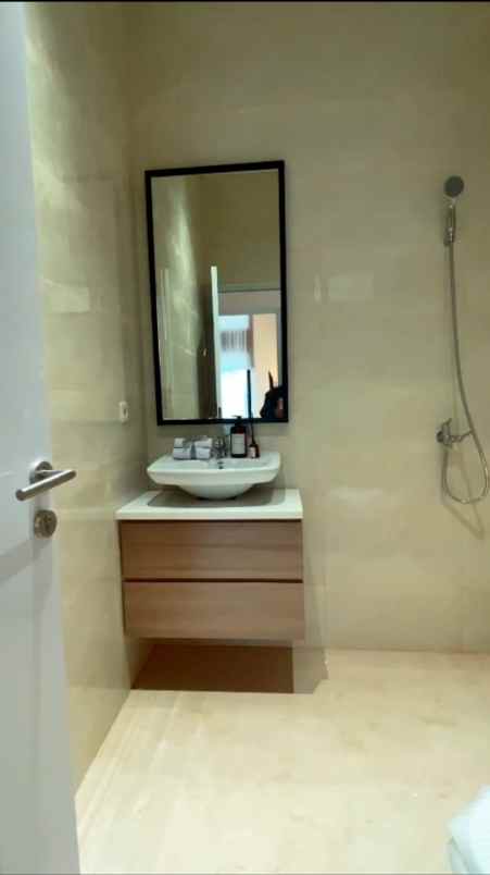 dijual rumah dekat stasiun cisauk