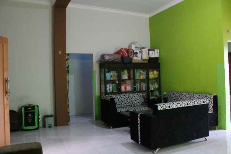 dijual rumah desa gitik kec rogojampi