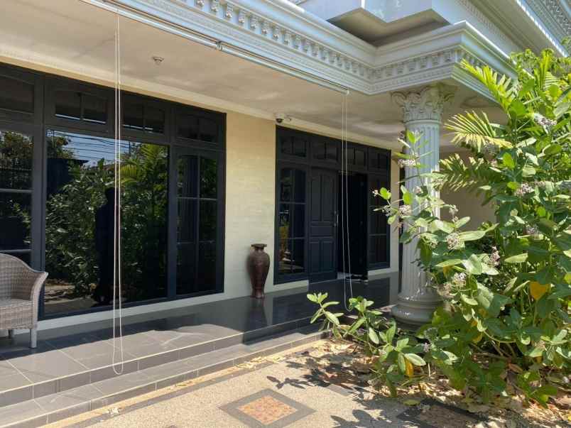 dijual rumah dharmahusada