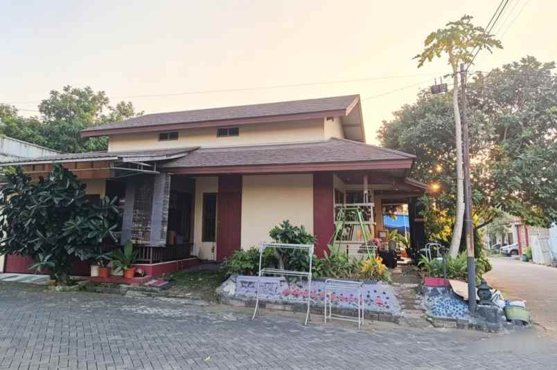 dijual rumah di graha harmoni banyumanik semarang