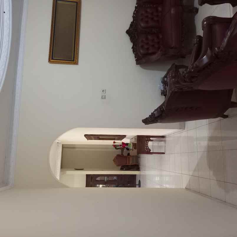 dijual rumah di jln delima panam