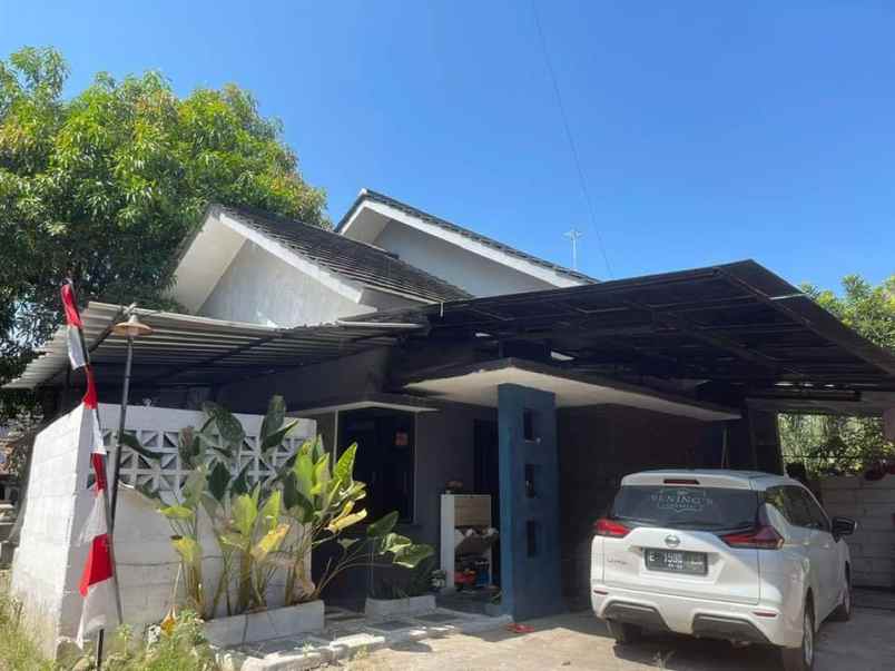 dijual rumah di megu cilik cirebon