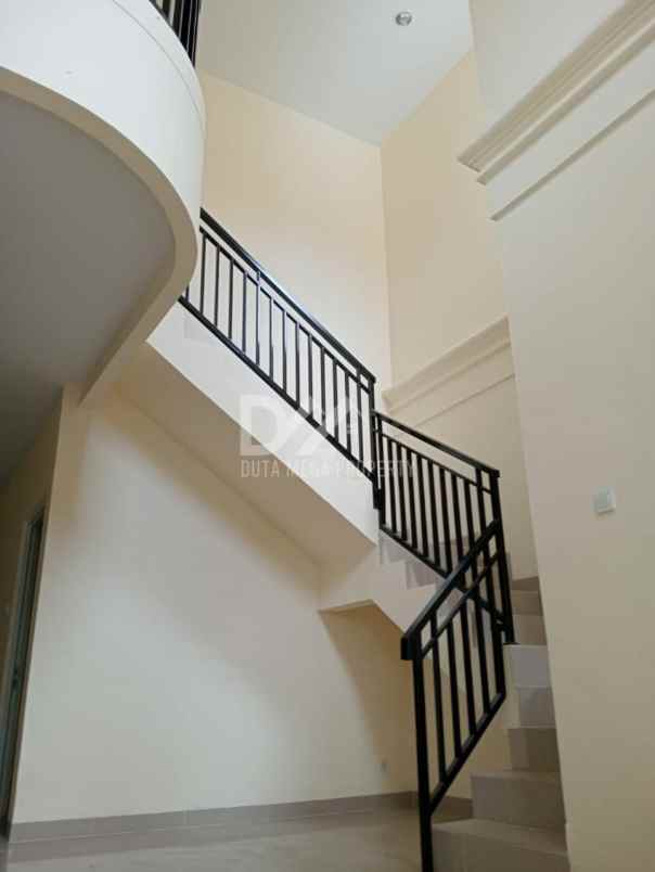 dijual rumah di sektor gading serpong