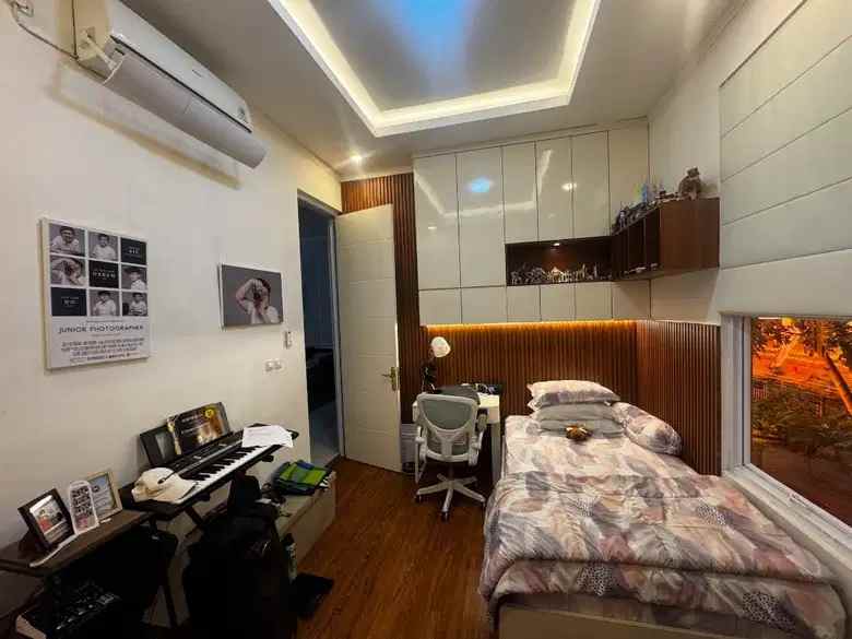 dijual rumah discovery bintaro