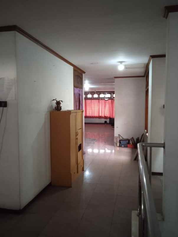 dijual rumah dukuh kupang