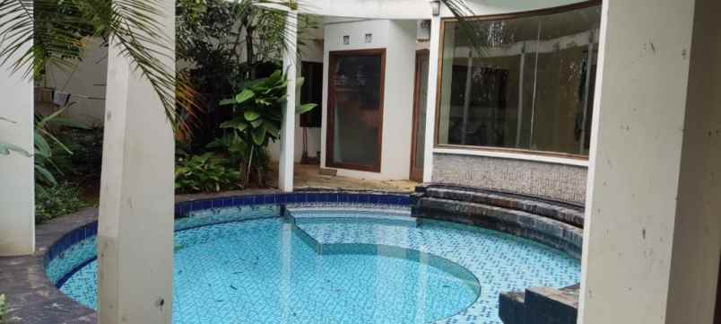 dijual rumah exclusive di patra kuningan