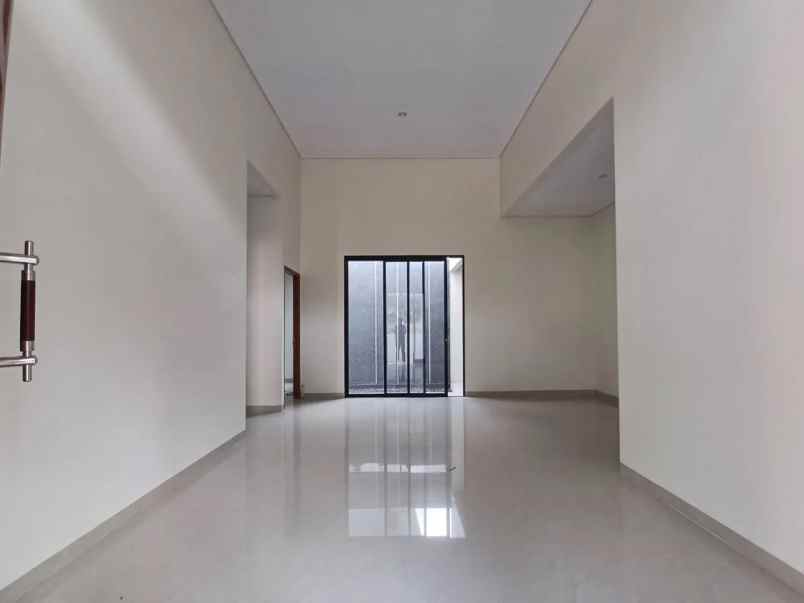 dijual rumah exclusive modern di ngaglik sleman