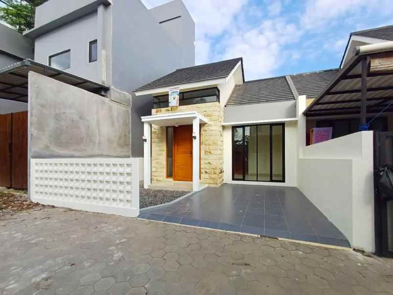 dijual rumah exclusive modern di ngaglik sleman