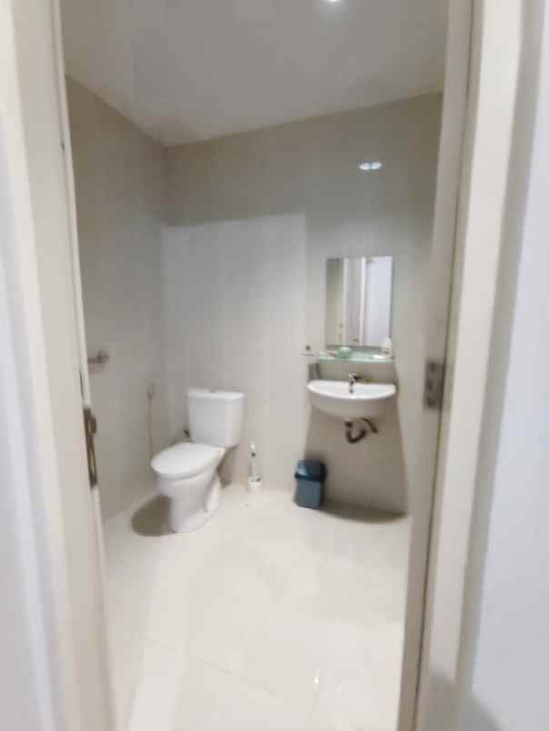dijual rumah forest mansion