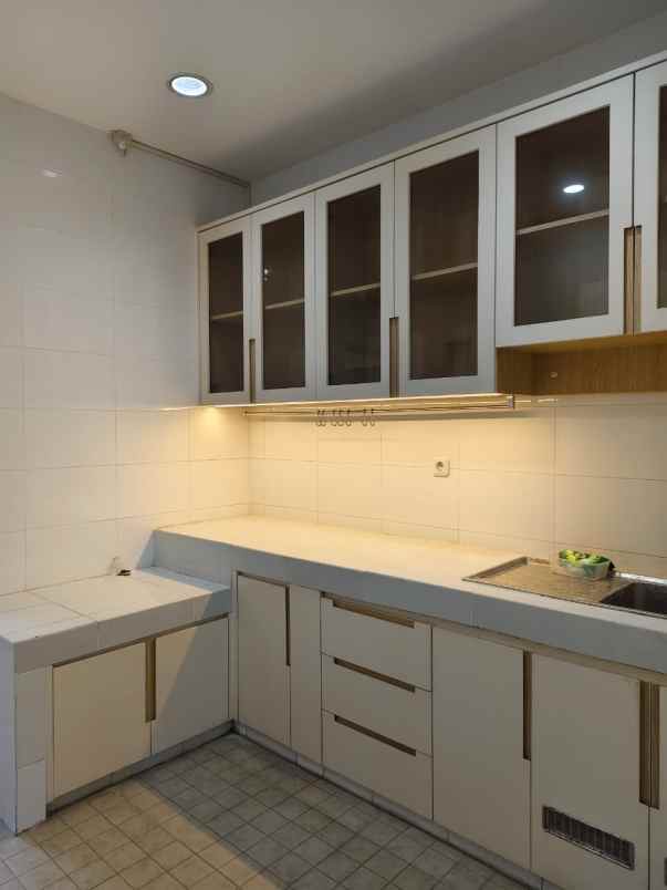 dijual rumah forest mansion