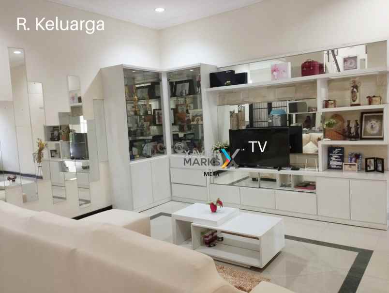 dijual rumah galaxy bumi permai 2