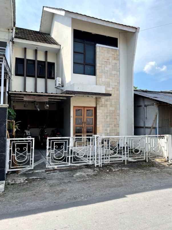 dijual rumah gamping