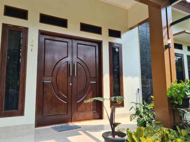 dijual rumah griya bintaro estate