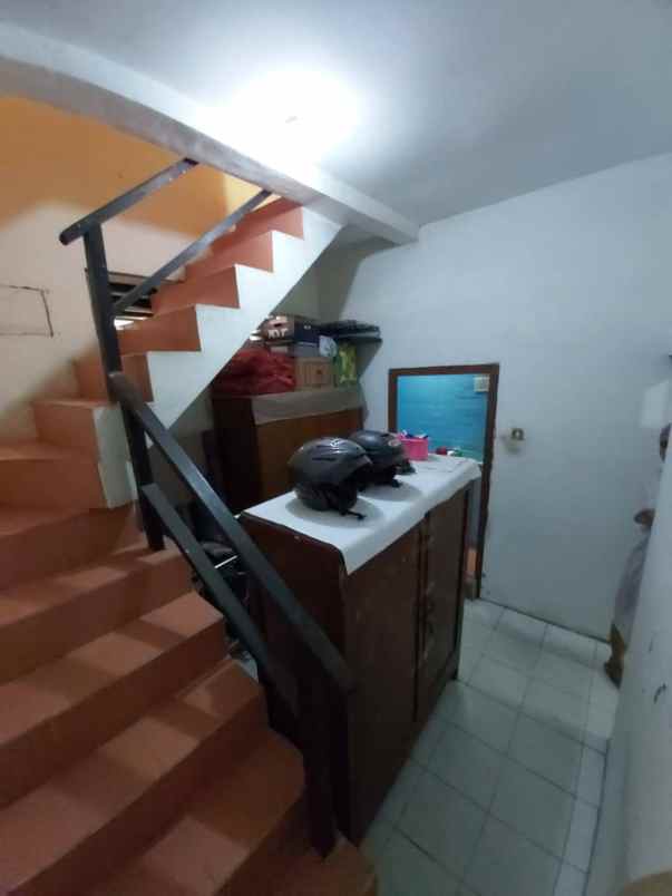 dijual rumah gubeng airlangga surabaya