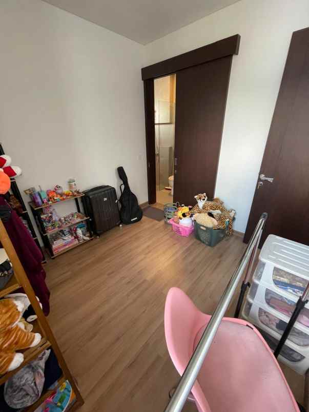 dijual rumah hook eonna cluster aerra bsd 3 lantai