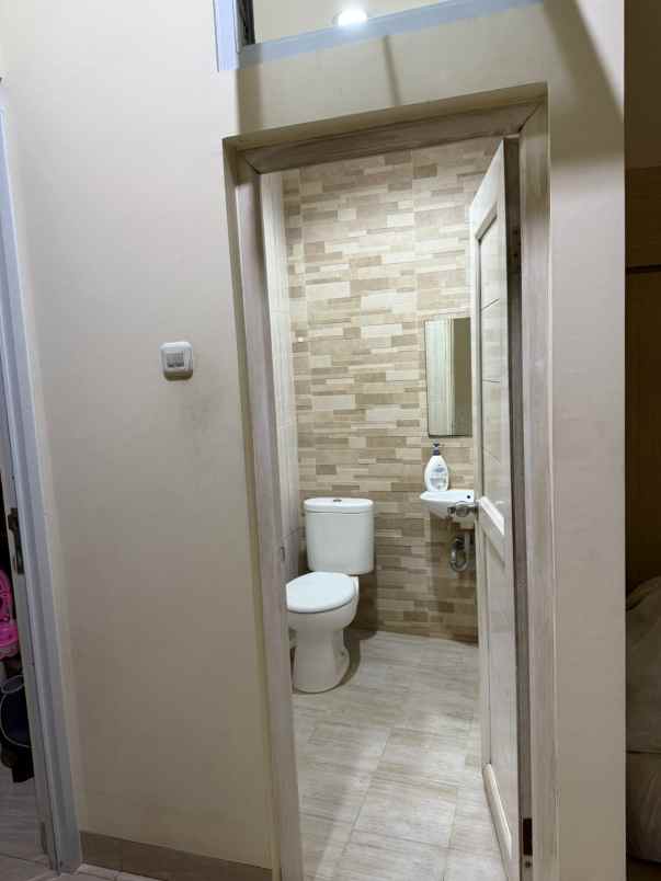 dijual rumah imperial gading sukapura