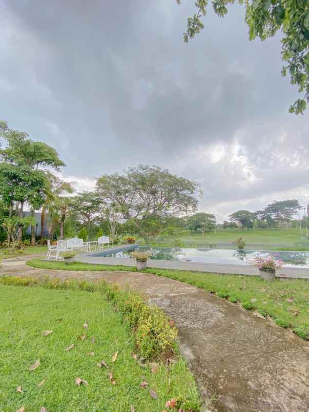 dijual rumah imperial golf pakuwon indah